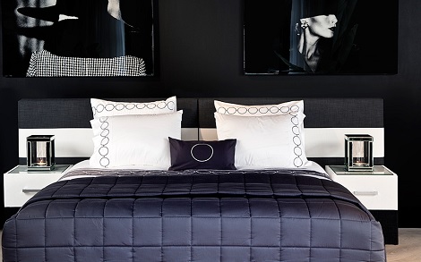 MdB Suite 9,bellagio,wit,paars, sprei 260x270 cm.monique des bouvrie